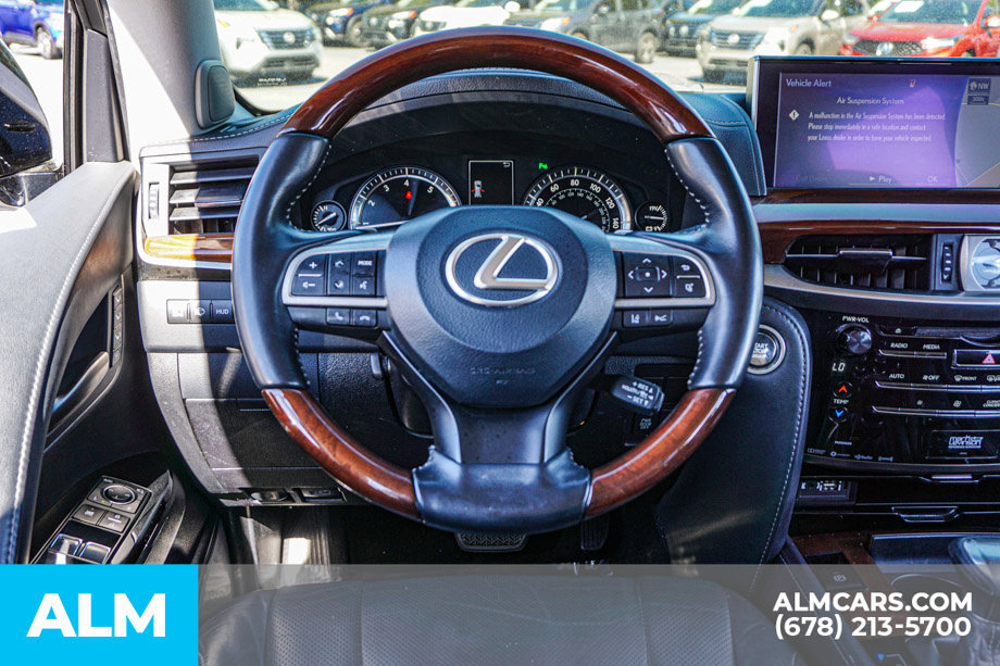 Used 2019 Lexus LX 570 4WD w/ Luxury Package image 29