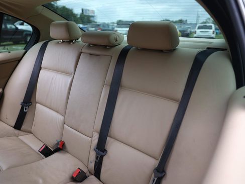 Used 2007 BMW 328i Sedan RWD image 8