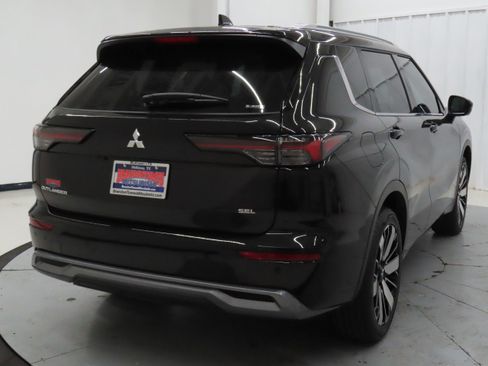 New 2026 Mitsubishi Outlander SEL AWD/4WD image 3