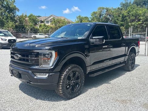 Used 2023 Ford F150 Lariat w/ Equipment Group 502A High AWD/4WD image 3