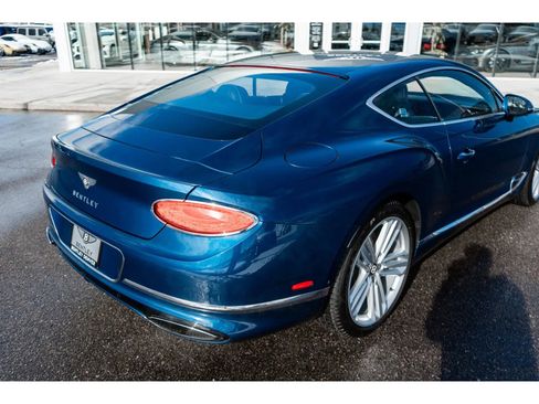 Used 2020 Bentley Continental GT image 13