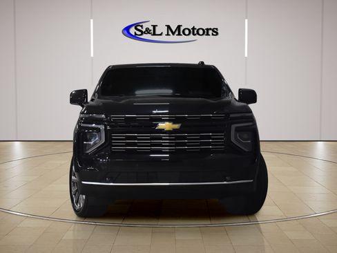 Used 2025 Chevrolet Tahoe High Country AWD/4WD image 6