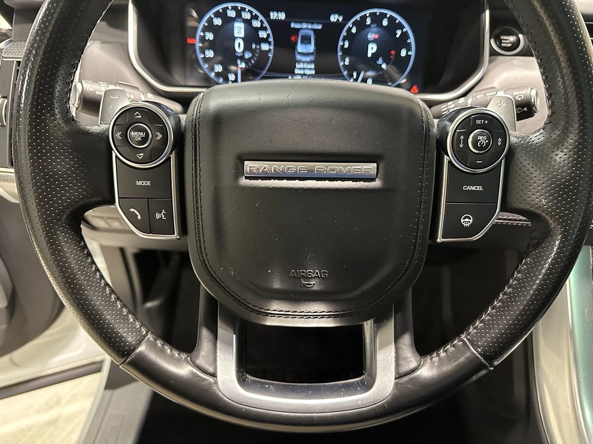 Used 2017 Land Rover Range Rover Sport SVR AWD/4WD image 36