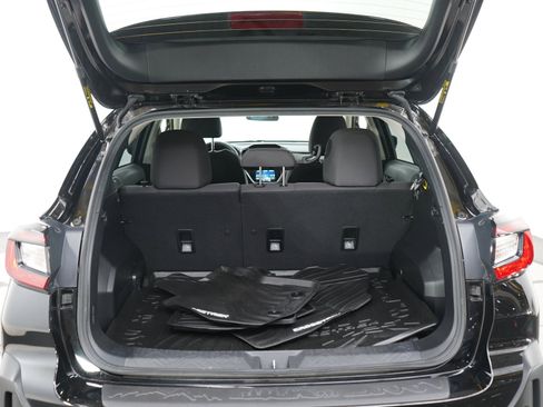 Used 2025 Subaru Crosstrek 2.5i Premium AWD/4WD image 16