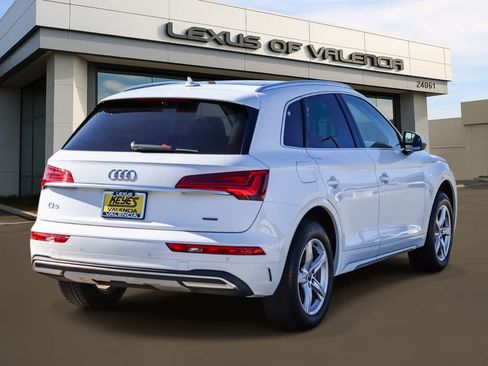 Used 2021 Audi Q5 2.0T Premium w/ Convenience Package AWD/4WD image 4