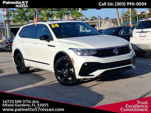 Used 2024 Volkswagen Tiguan SE R-Line FWD image 1