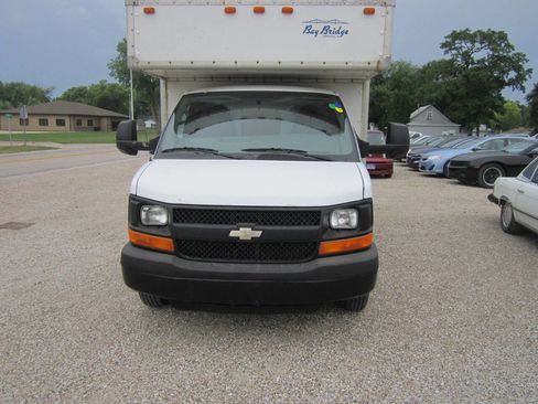 Used 2010 Chevrolet Express 3500 Extended image 5