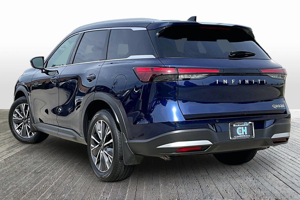 Certified 2027 INFINITI QX60 Luxe w/ Cargo Package AWD/4WD image 6