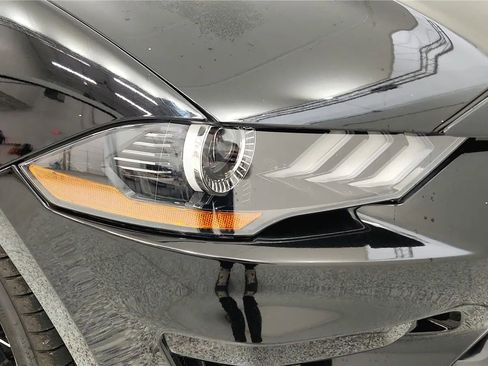 Used 2020 Ford Mustang GT image 14