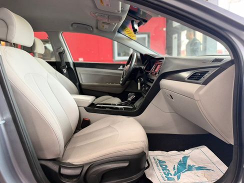 Used 2015 Hyundai Sonata Sport FWD image 16