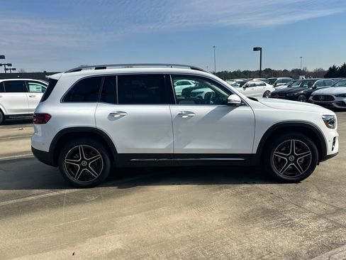 New 2026 Mercedes-Benz GLB 250 4MATIC image 8