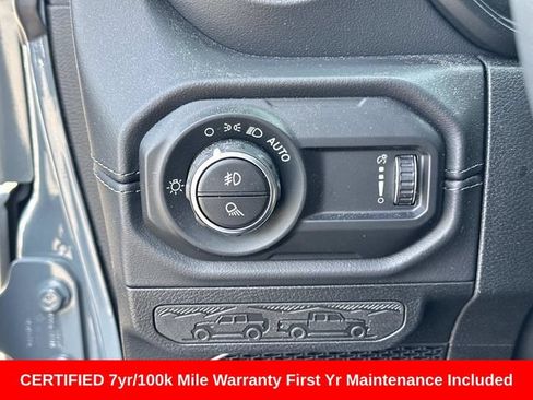 Certified 2025 Jeep Gladiator Mojave AWD/4WD image 30