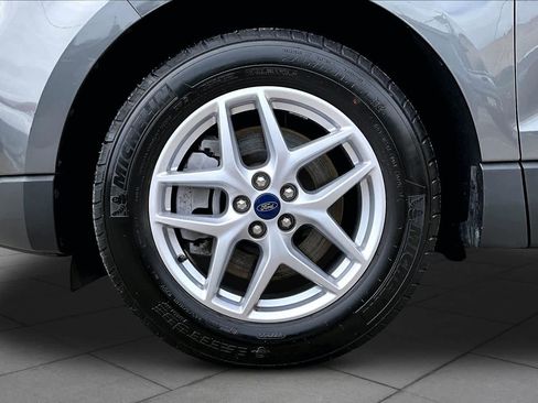 Used 2022 Ford Edge SEL w/ Convenience Package AWD/4WD image 11