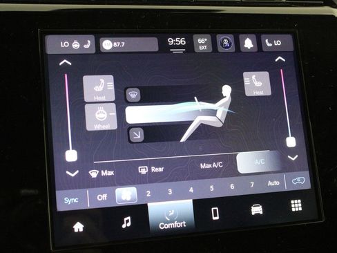 New 2025 Jeep Grand Cherokee Altitude image 35