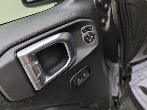 Used 2023 Jeep Gladiator Sport AWD/4WD image 24