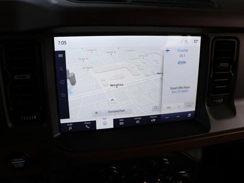 Used 2024 Ford Bronco Outer Banks AWD/4WD image 23