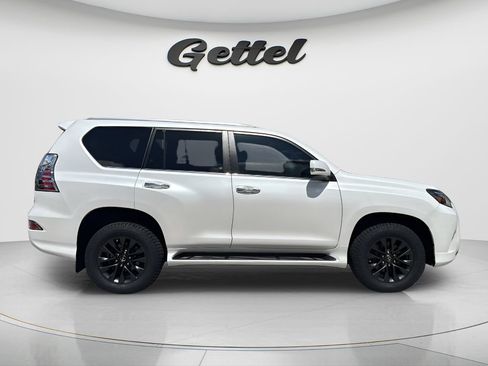Used 2023 Lexus GX 460 Premium w/ Premium Package AWD/4WD image 4