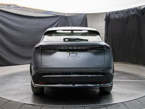 Used 2023 Nissan Ariya FWD image 11