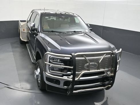 Used 2025 Ford F350 Lariat w/ Chrome Package AWD/4WD image 38