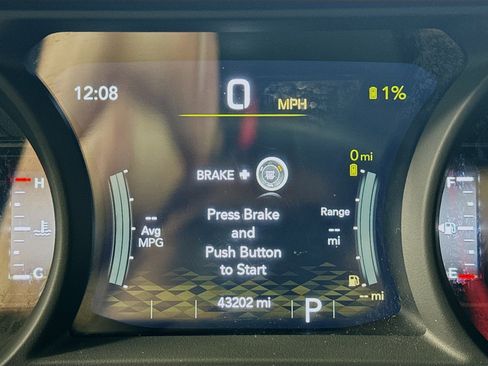 Used 2024 Jeep Wrangler Unlimited image 15