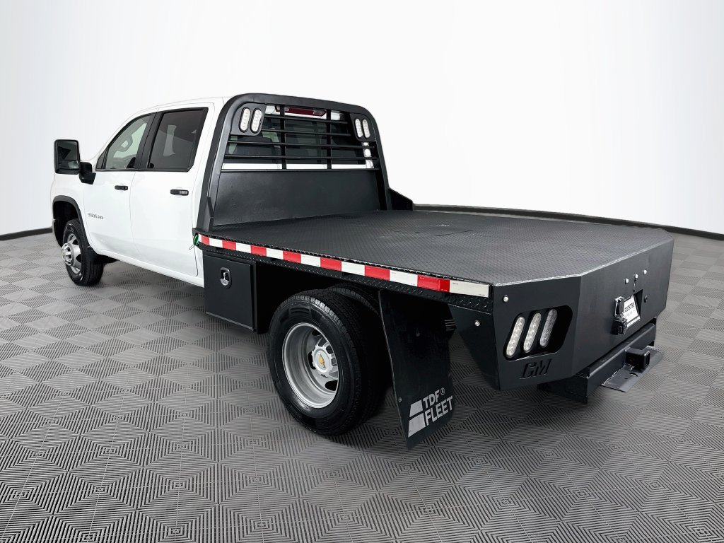 Used 2025 Chevrolet Silverado 3500 W/T w/ WT Convenience Package AWD/4WD image 5