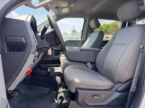 Used 2017 Ford F250 XLT w/ FX4 Off-Road Package AWD/4WD image 6