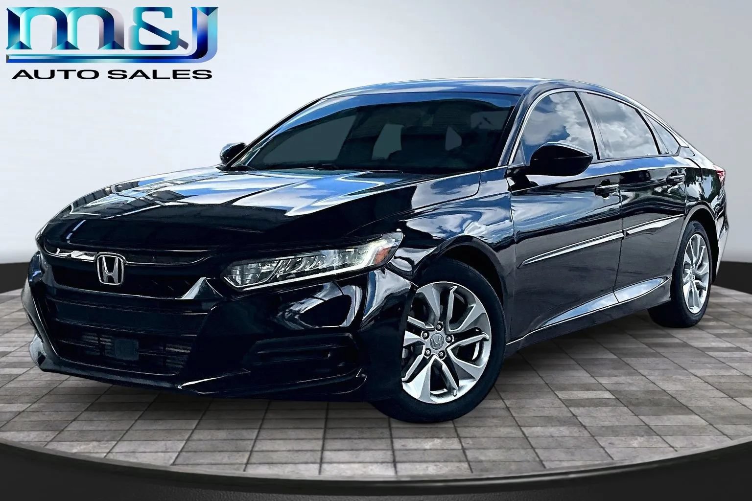 Used 2018 Honda Accord LX image 1