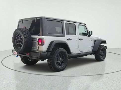 Used 2024 Jeep Wrangler Unlimited AWD/4WD image 5