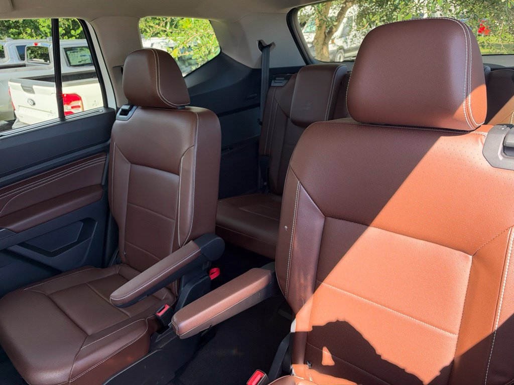 Used 2022 Volkswagen Atlas SE w/ Panoramic Sunroof Package FWD image 11