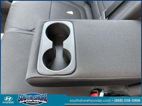 Used 2024 Hyundai Tucson SE image 14