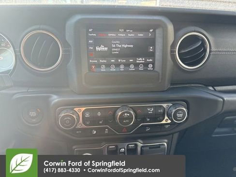 Used 2019 Jeep Wrangler Unlimited Sahara w/ Cold Weather Group image 13