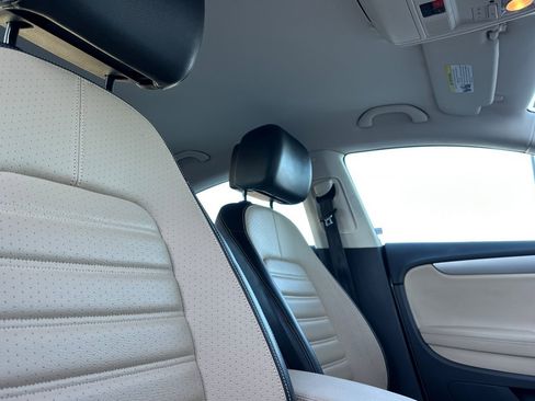 Used 2015 Volkswagen CC Sport image 17