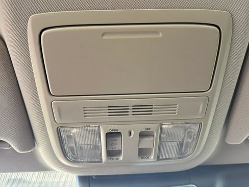 Used 2021 Honda Accord EX-L image 31