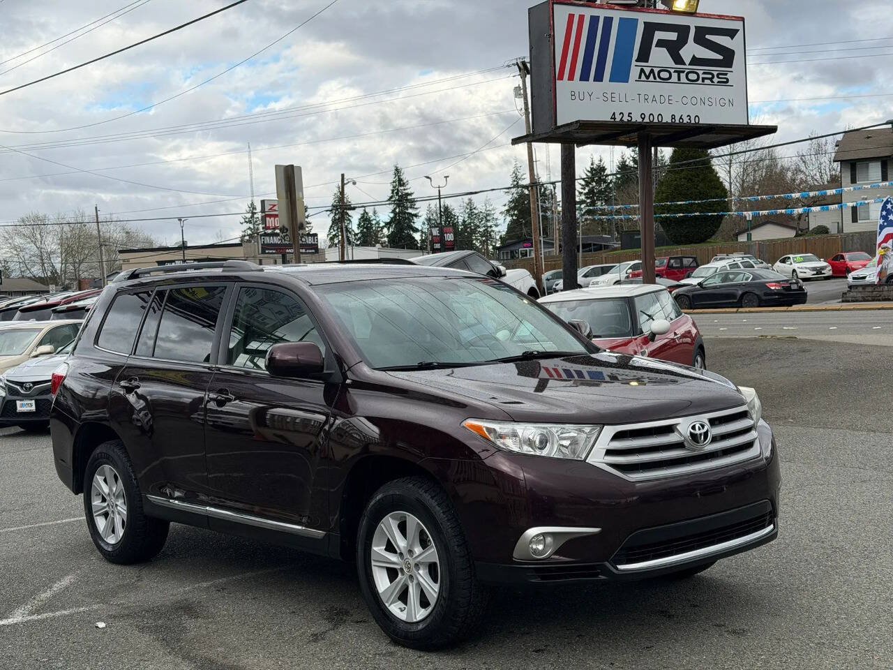 Used 2013 Toyota Highlander Plus AWD/4WD image 8
