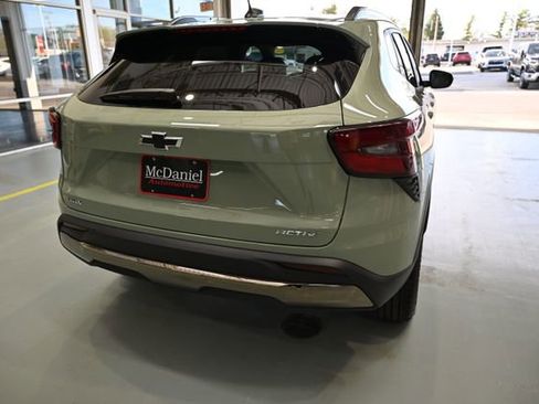 New 2026 Chevrolet Trax ACTIV w/ Driver Confidence Package image 5