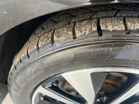 Certified 2023 Nissan Sentra SV w/ SV Premium Package FWD image 37