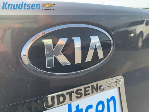 Used 2019 Kia Optima LX FWD image 9