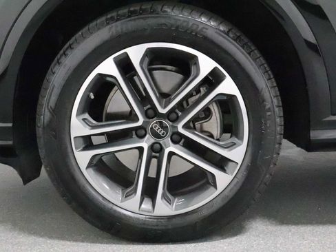 Certified 2025 Audi Q5 Premium w/ Convenience Package AWD/4WD image 35