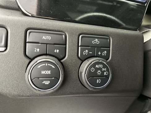 Used 2025 Chevrolet Silverado 1500 RST w/ LPO, Dark Essentials Package AWD/4WD image 31