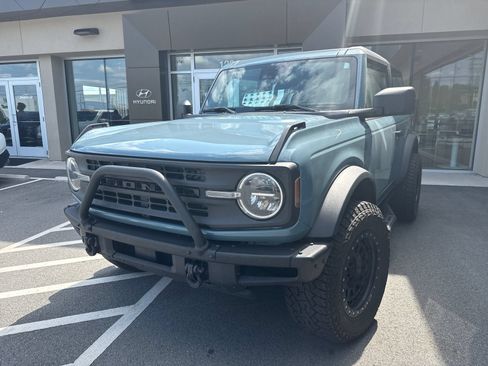 Used 2022 Ford Bronco 2-Door AWD/4WD image 2