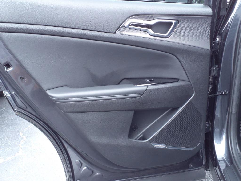 Used 2023 Kia Sportage SX FWD image 19