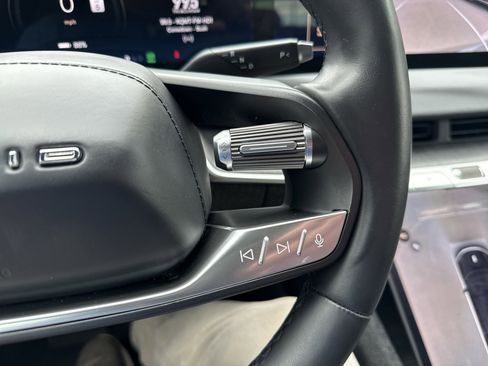 Used 2024 Lucid Air Touring AWD/4WD image 31
