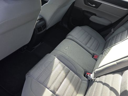 Used 2019 Honda CR-V LX image 11