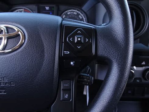 Certified 2023 Toyota Tacoma SR AWD/4WD image 33