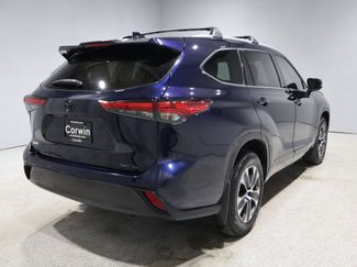 Used 2022 Toyota Highlander XLE video 2