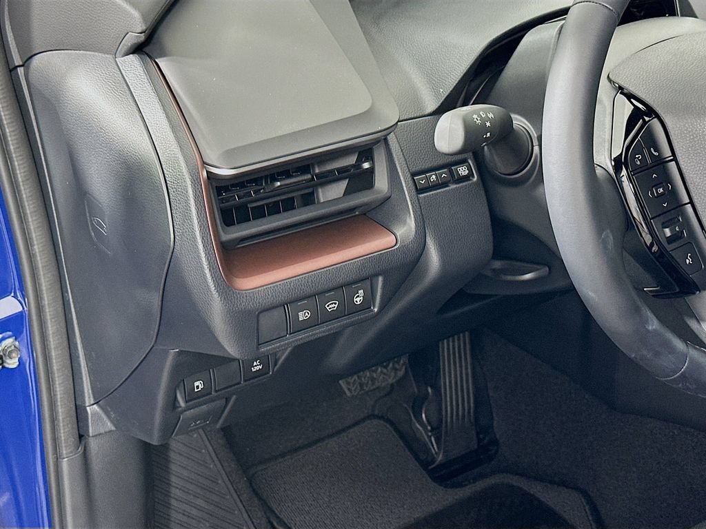 Used 2026 Toyota Prius Plug-In Hybrid FWD image 10