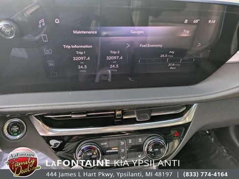 Used 2024 Buick Envista Sport Touring w/ Convenience I Package FWD image 23