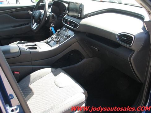 Used 2021 Hyundai Santa Fe SE AWD/4WD image 22