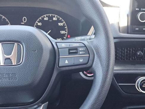 Used 2025 Honda CR-V LX image 25