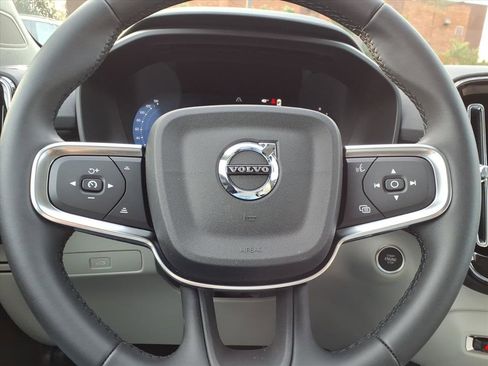New 2026 Volvo XC40 B4 Plus w/ Climate Package image 22